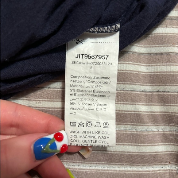 Long sleeve skin tight crop top with strings - Picture 4 of 5